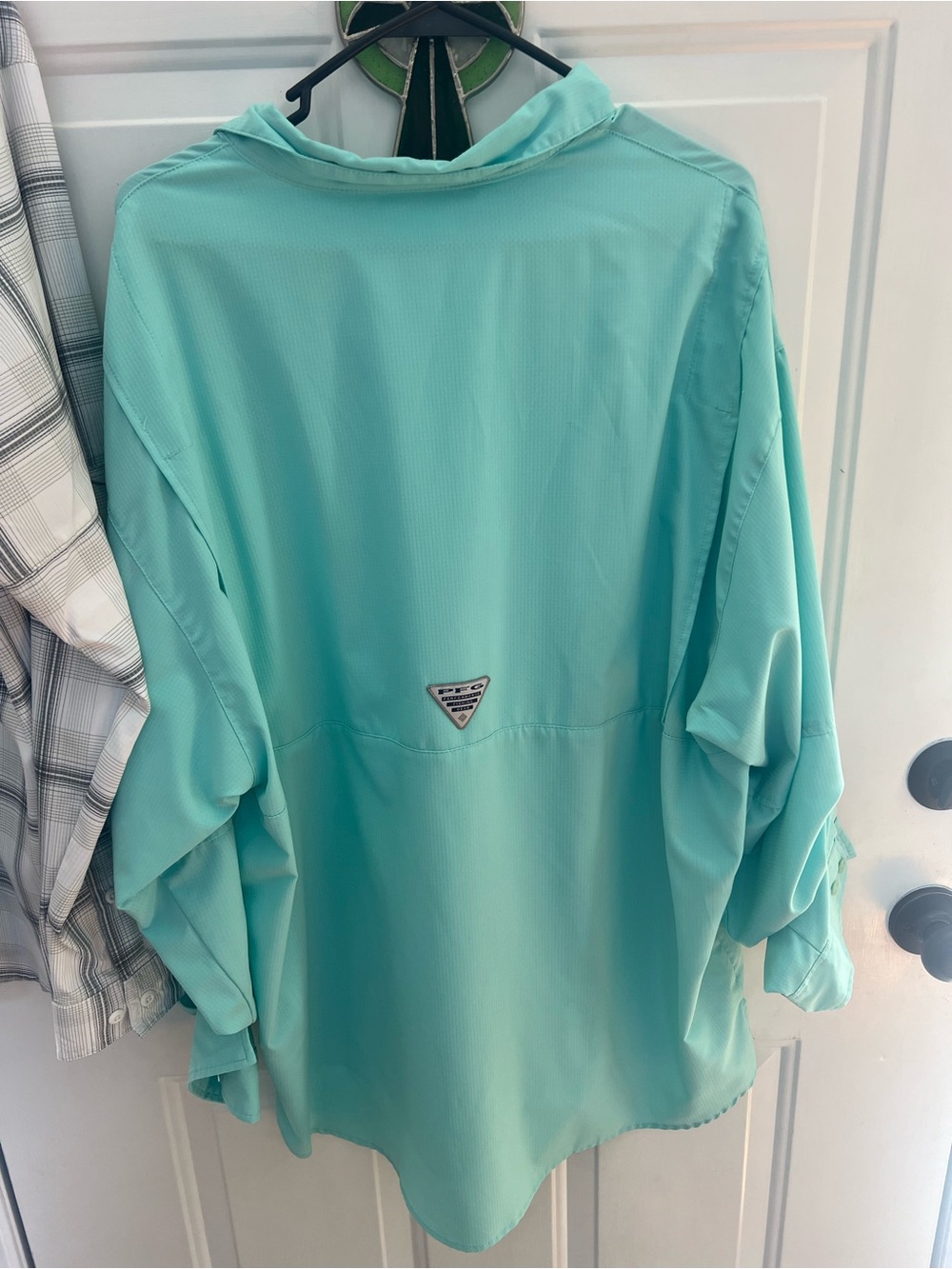 Columbia Mens' Mint Green Button-Front Sun Shirt - Picture 5 of 5